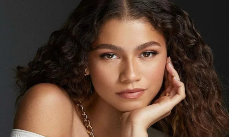 The Top 10 Most Beautiful Women in the World